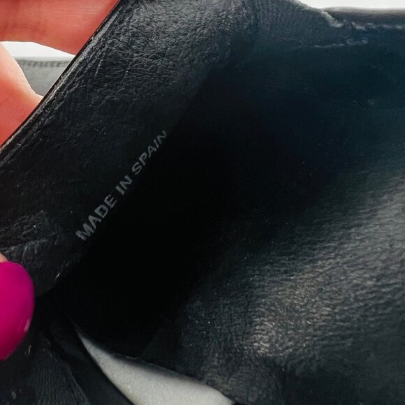 Pikolinos Black Loafers with Leaf Design Size 5 - Picture 11 of 14